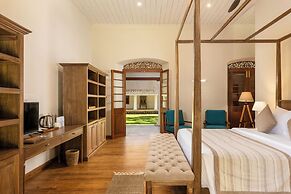 Clodagh Manor House by Seven Angels