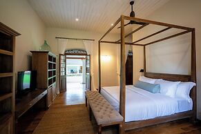Clodagh Manor House by Seven Angels