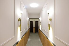 Nest Suites