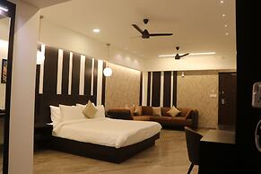 hotel kadamb tree