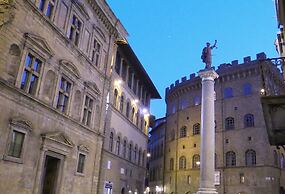 Central and Prime Apartment Near Duomo