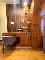 Dilan Residency Villa -5 Bedroom- Centrally Heated