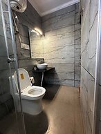 Dilan Residency Villa -5 Bedroom- Centrally Heated