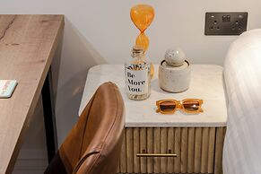 Your Apartment - Kensington