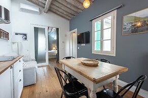 Central Nest by MMega