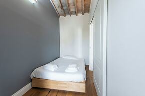 Central Nest by MMega