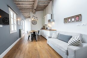 Central Nest by MMega