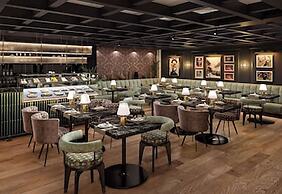 Radisson Collection Hotel, Basilica Budapest