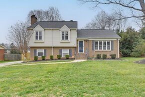 8 Mi to Uptown: Home w/ Hot Tub in Charlotte!