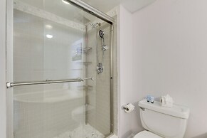 Pool & Hot Tub Access at Oceanfront Resort Condo!