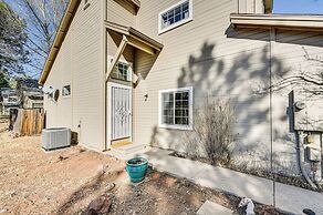 2 Mi to NAU Campus: Forest-view Flagstaff Retreat