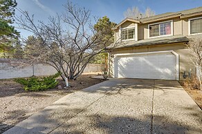2 Mi to NAU Campus: Forest-view Flagstaff Retreat