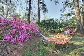 4 Mi to Savannah: Home w/ Gazebo & Seasonal Pool!