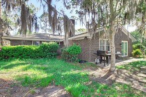 4 Mi to Savannah: Home w/ Gazebo & Seasonal Pool!
