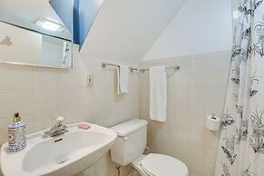 Home w/ Fenced Yard: 13 Mi to Downtown Chicago!