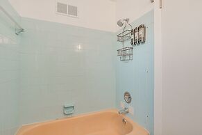 Home w/ Fenced Yard: 13 Mi to Downtown Chicago!