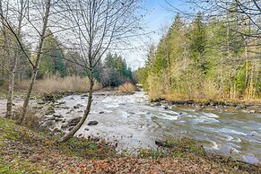 Pet-friendly Riverfront Cabin w/ Hot Tub