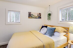 Pet-friendly Riverfront Cabin w/ Hot Tub