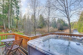 Pet-friendly Riverfront Cabin w/ Hot Tub
