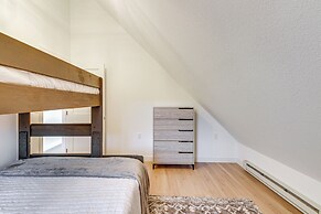 2 Mi to Lutsen Mtns: Modern Cabin w/ Fire Pit!