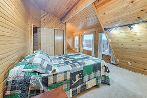 < 1 Mi to Kenai River: Spacious Cabin w/ Deck!