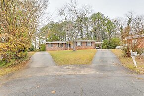 15 Mi to Dtwn Atlanta: Home w/ In-unit Laundry
