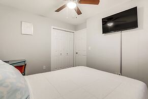 15 Mi to Dtwn Atlanta: Home w/ In-unit Laundry