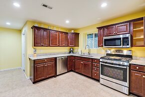 9 Mi to Birch Bay: Duplex w/ Mt Baker Views!