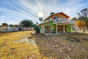 Mtn-view Weldon Home: Walk to Pacific Crest Trail