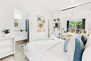 Green Cottage in Trinity Beach