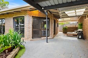 Green Cottage in Trinity Beach