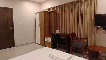 Gateway Airport Hotel