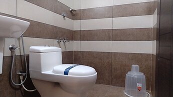 Gateway Airport Hotel