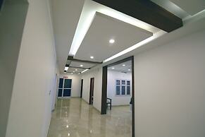 Gateway Airport Hotel