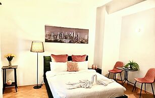 University Square Studio