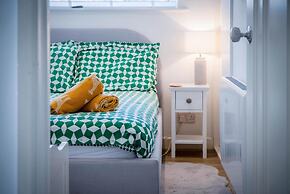 Footsteps - 2 Bedroom Apartment - Saundersfoot