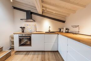 Salutati Apartments by MMega