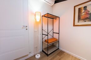 Salutati Apartments by MMega