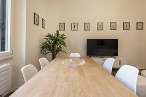 Salutati Apartments by MMega