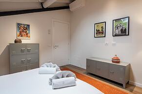 Salutati Apartments by MMega