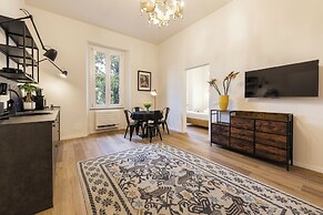 Salutati Apartments by MMega