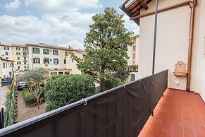 Salutati Apartments by MMega