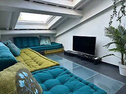 Salutati Apartments by MMega