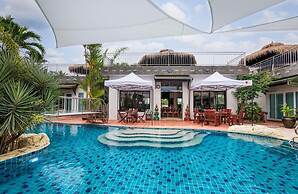 Sahaswara Luxury Villa Pattaya