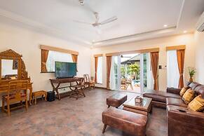 Sahaswara Luxury Villa Pattaya