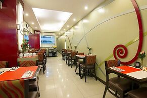 Townhouse Oak VIP Suites, Evangelista Makati Manila