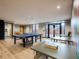 Student Only Botanic Studios