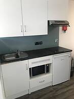 Student Only Botanic Studios