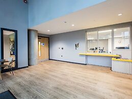 Student Only Botanic Studios