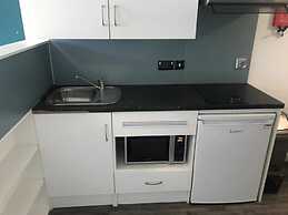 Student Only Botanic Studios